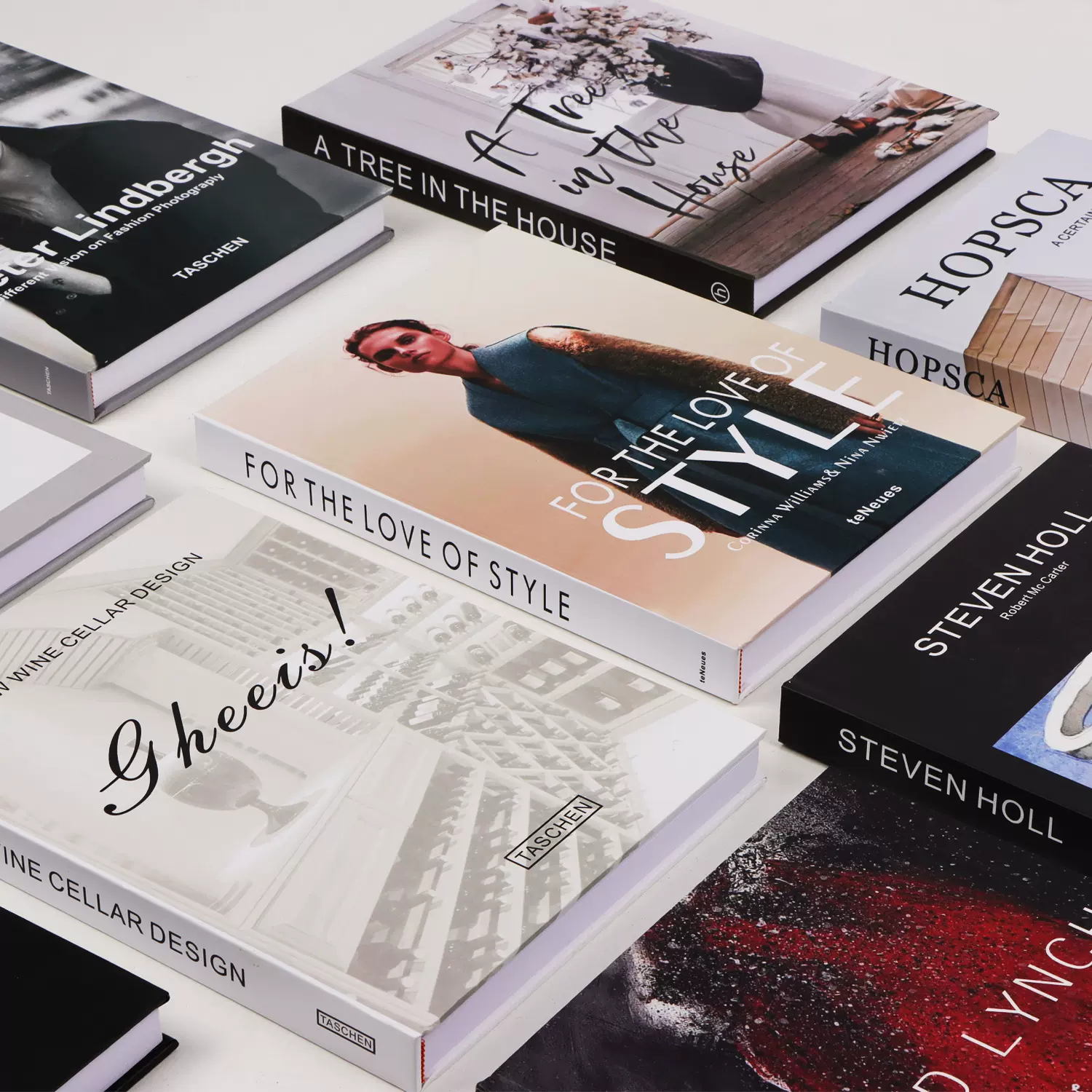 样板房咖啡厅书架书桌轻奢英文仿真装饰书现代简约可翻页书籍摆件