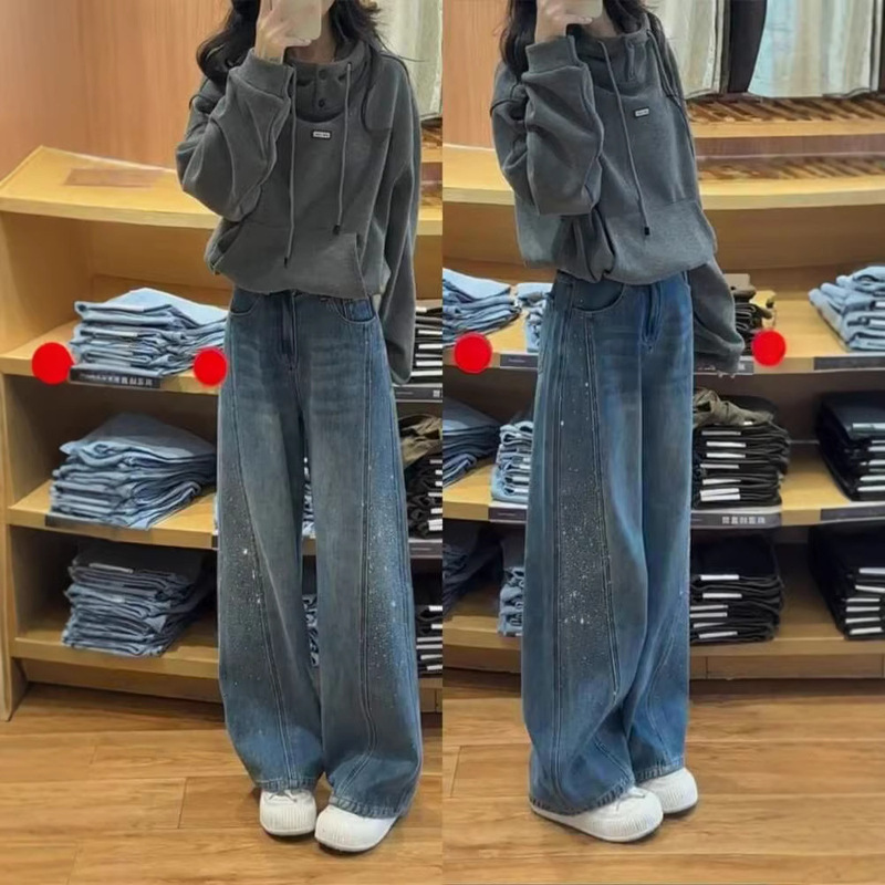 Vintage Blue Rhinestone Jeans for Women, Spring 2026 New Style, Plus-Size Pear-Shaped Body Design, Wide-Leg Scimitar Pants Vintage Blue Rhinestone Jeans for Women, Spring 2026 New Style, Plus-Size Pear-Shaped Body Design, Wide-Leg Scimitar Pants