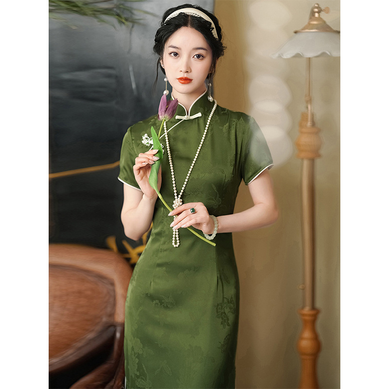 Long retro lightweight elegant elite summer cheongsam
