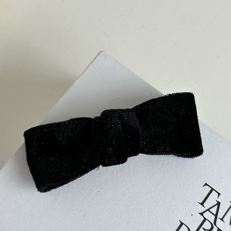 Fermaglio per capelli con fiocco in velluto stile francese_voghion.com