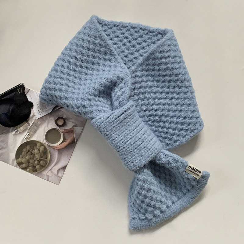 Pequeña bufandas mujeres otoño invierno nuevo estilo coreano todo el tiempo cálido color sólido bufandas rojas de red perezosas lana punto cruzado bucal