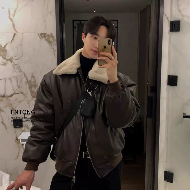 Пальто из искусственной кожи с меховым воротником и хлопковой подкладкой для мужчин, осенне-зимнее утолщенное модное корейское пальто с оборками из меха ягненка, красивое высококачественное пальто с хлопковой подкладкой, кожаное пальто