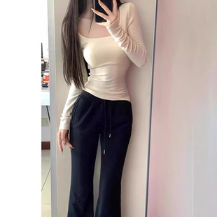Square Collar Long-sleeved T-shirt Women's Early Spring and Autumn Short Spice Girls Tight-fitting Design Base Wearing Collarbone Tight Waist Top