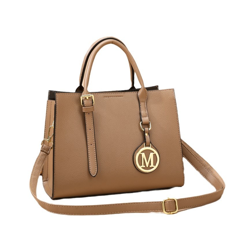 Bolsas de mano al por mayor transfronterizas 2024 nuevas bolsas de lujo ligeras para viajar, bolsas de mujer de gran capacidad, bolsas de mujer de cuero suave.