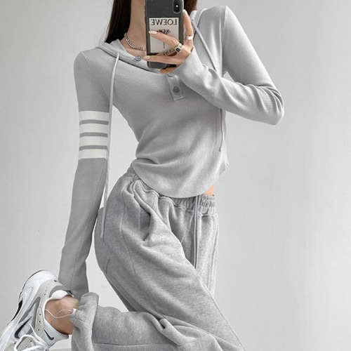 French Chic Four Stripes Autumn Women's Sweatshirt with Fitted Waist and Curved Hem, Pure Desire Style Long-Sleeve Sun Protection Top
