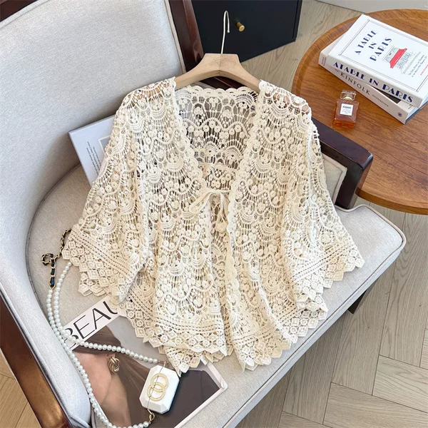 Elegant Outerwear in New Chinese Style, Retro Cardigan, Chinese Style Lace Thin Cheongsam Cape Shawl Jacket