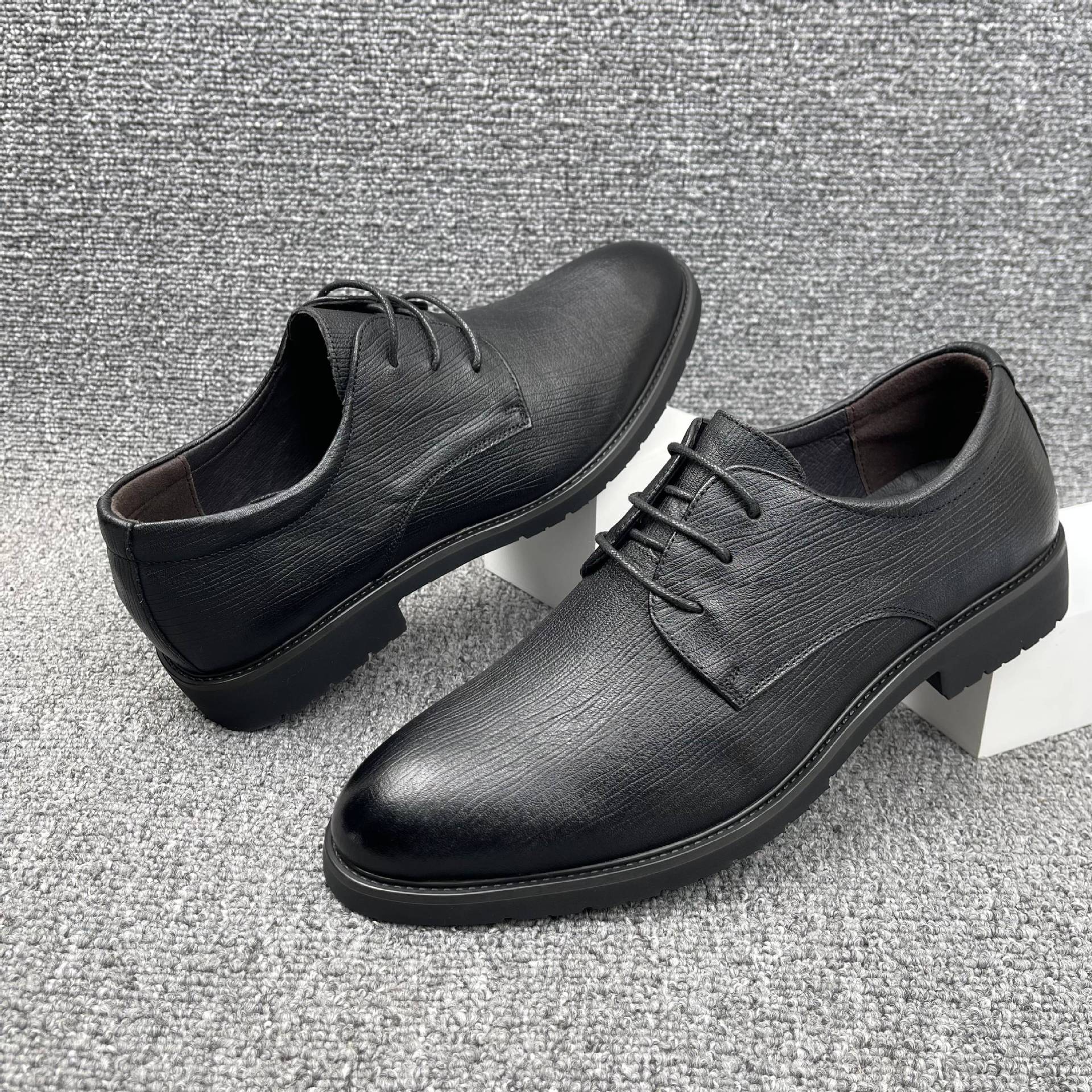 Otoño, zapatos de cuero de hombre de cuero de cabeza, zapatos de cuero de negocios, zapatos de hombre casuales, zapatos de hombre transpirables.