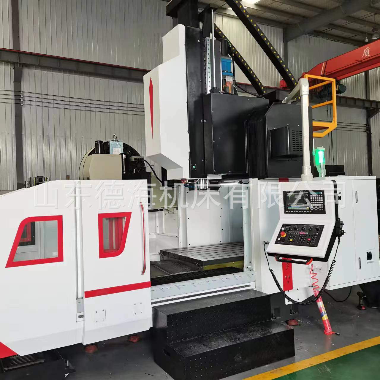 龙门加工中心GMC1614台湾新代系统三轴滚柱重型线轨24把圆盘刀库