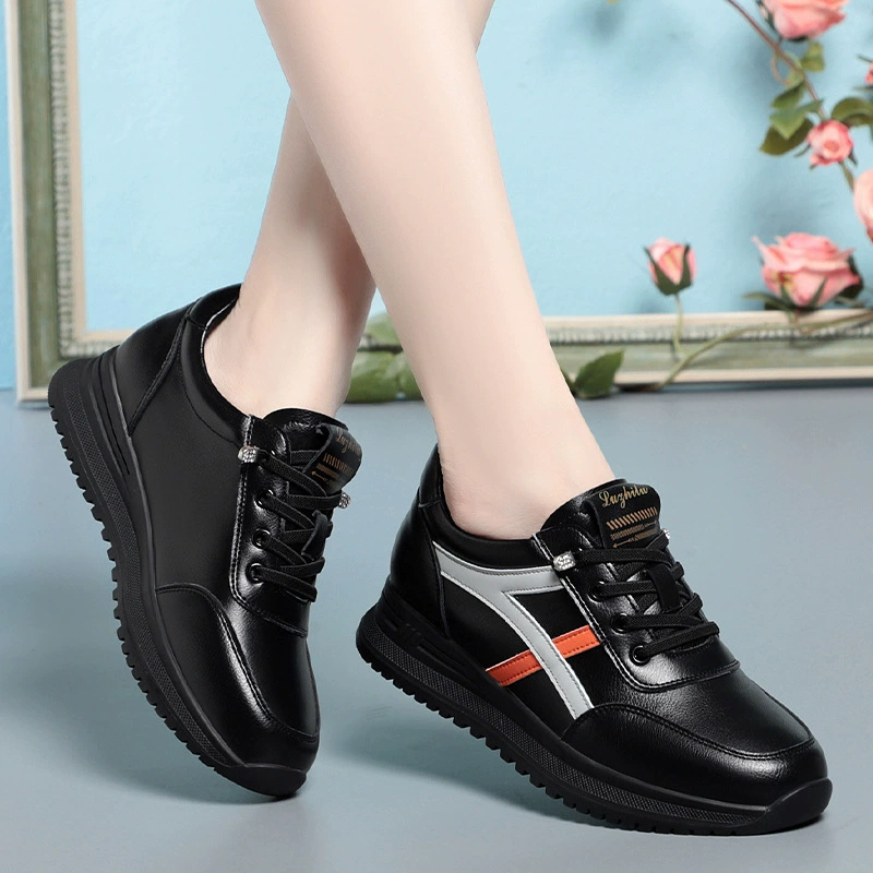 Повседневные кроссовки, Женская Весенняя Новая женская обувь 2024 года, нескользящая одинарная обувь, удобная Уличная обувь для мам, дорожная обувь на плоской подошве