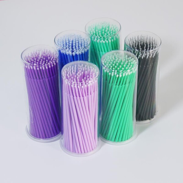 eyelash extension