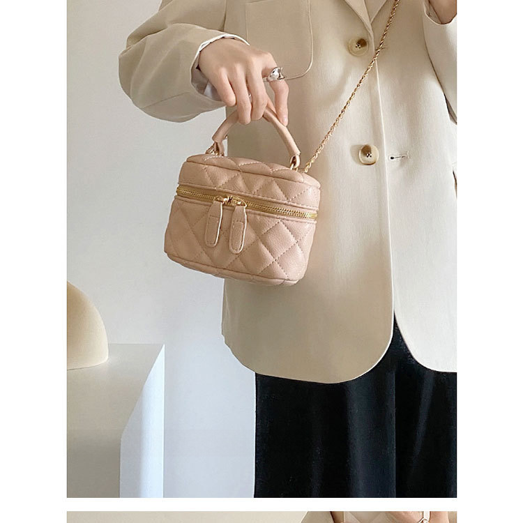 2022 Spring and Summer New Handheld Mini Bag Rhombic  Style Chain Bag All-match Shoulder Crossbody Lipstick Small Bag_voghion.com