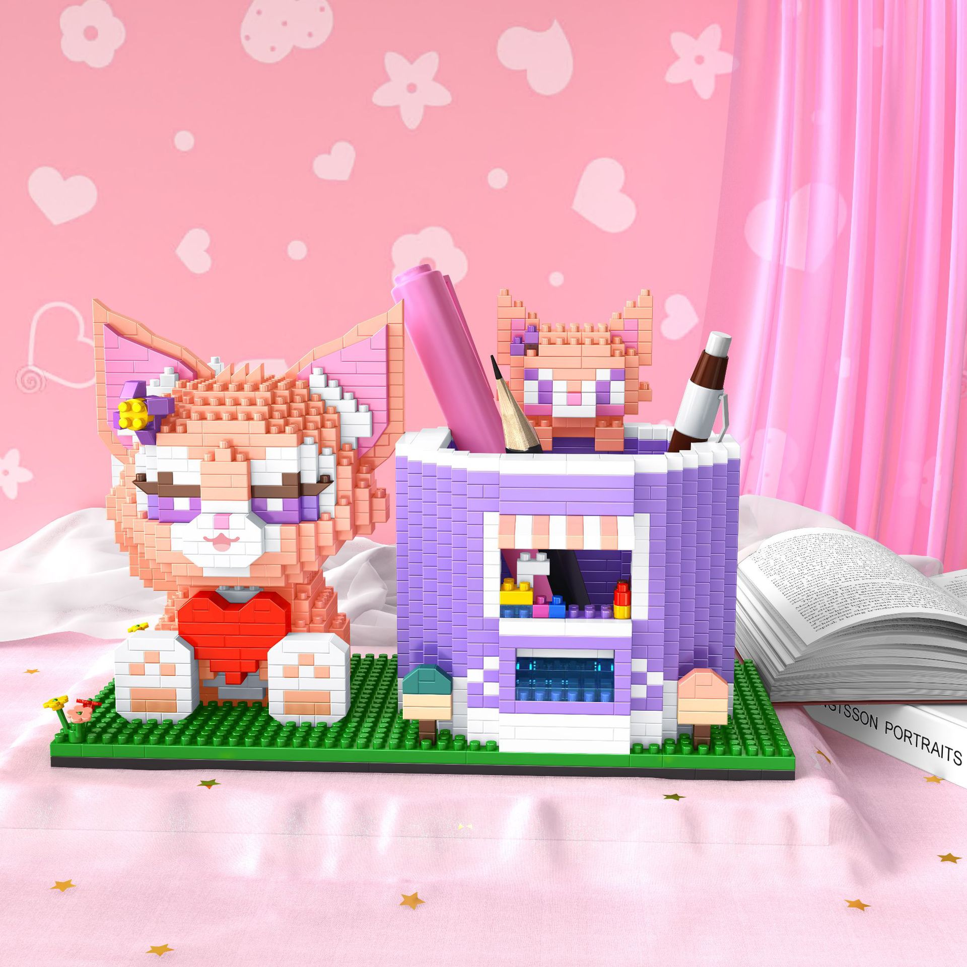 P2175 Linna Fox Pen Holder