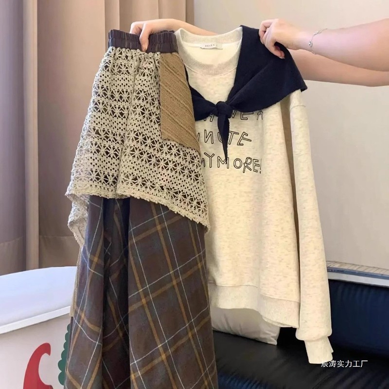秋季套装2025新款慵懒风宽松圆领印花女长袖卫衣设计感高腰半身裙|undefined