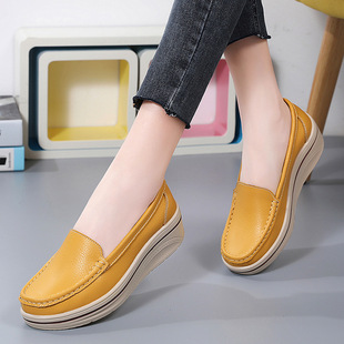 Spring and Autumn 2024 New Flat Wedge Rocking Shoes Platform Shoes All-match Thick-soled Mid-heel Mom Casual Women's Single Shoes