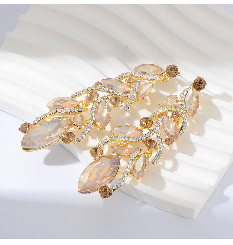 Plating Design 1 Pair Simple Style Leaf Plating Rhinestone Drop Earrings