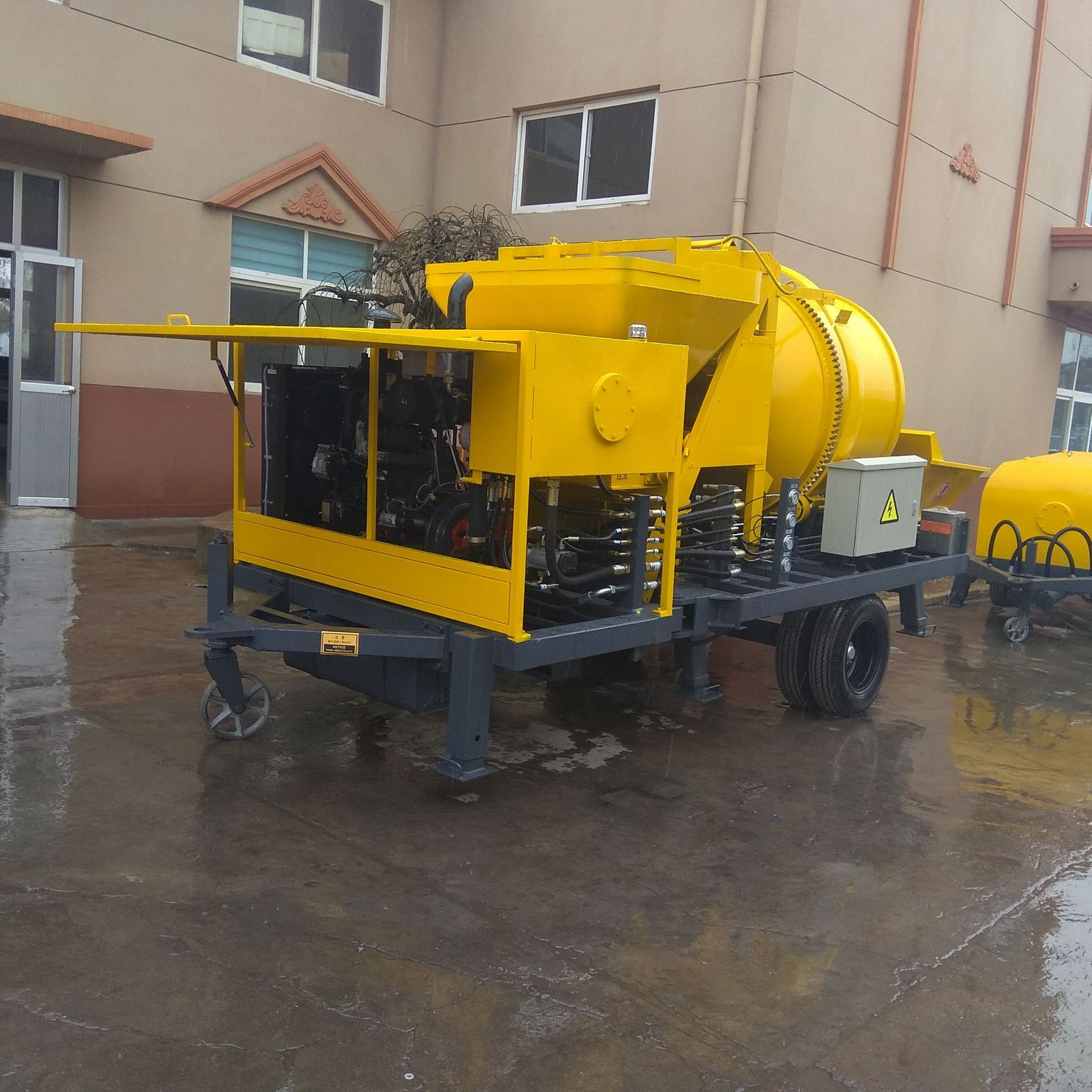 柴油混凝土搅拌拖泵 柴油一体机设备 柴油搅拌输送一体机 82千瓦