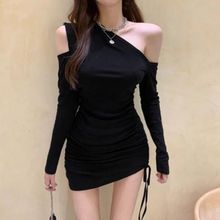 年秋装新款小众设计感小个子性感斜肩长袖抽绳包臀连衣裙