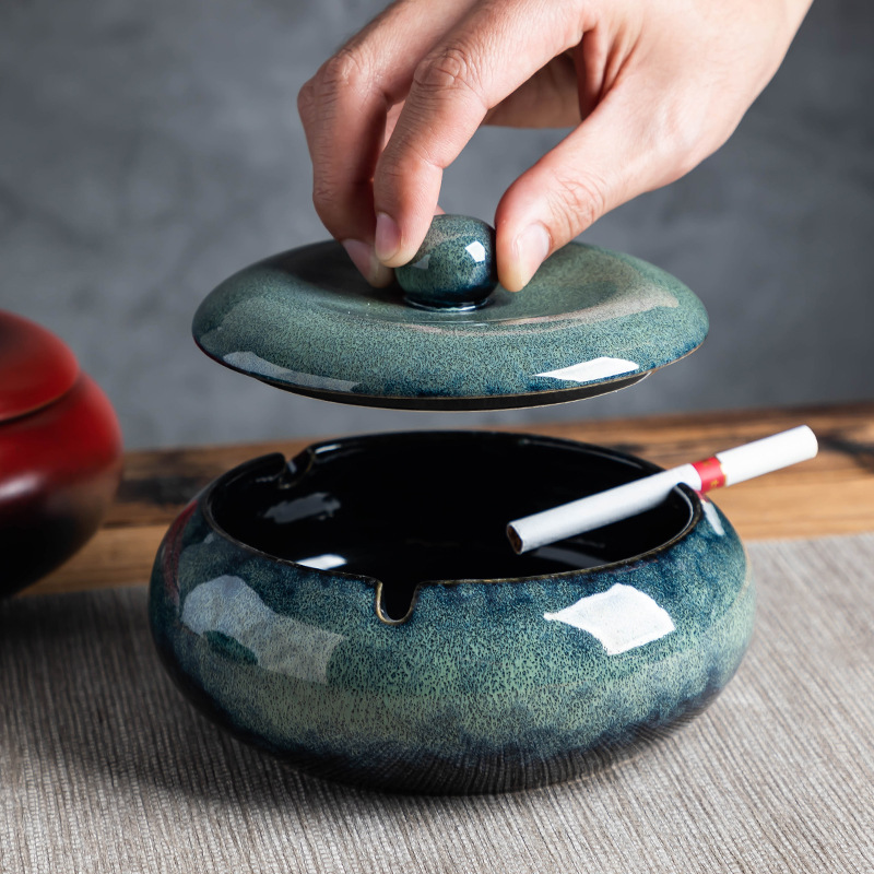 Creative Home Branded Glass Lounge Ceramic New Chinese Style Dustproof Seal Cover Office Cigarette Holder