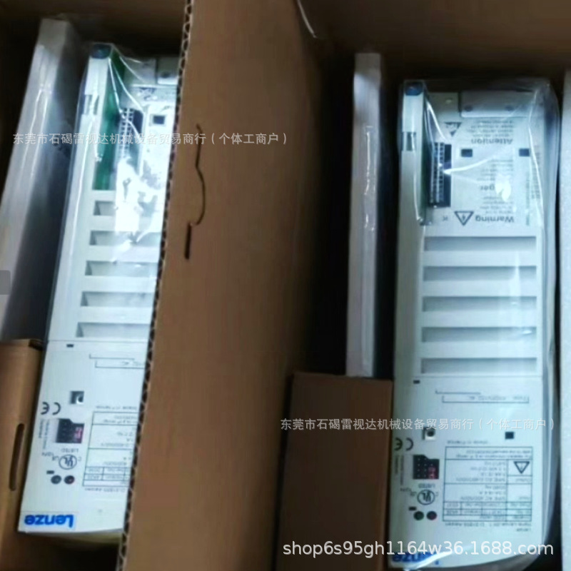 全新伦茨E82EV302K2C变频器现货，需议价