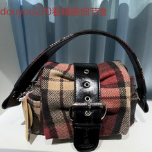 ��̫�����Ǹ�y����Ů�߼�����ë��ײɫ���ӏ͹�Ƥ���ۆμ�Ҹ�°�