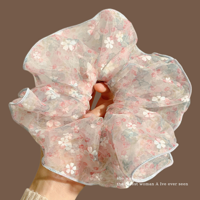 Nuevo scrunchie de encaje multicapa 2026 para mujer, lazo para el pelo de alta gama, accesorio suave para el cabello estilo coreano.