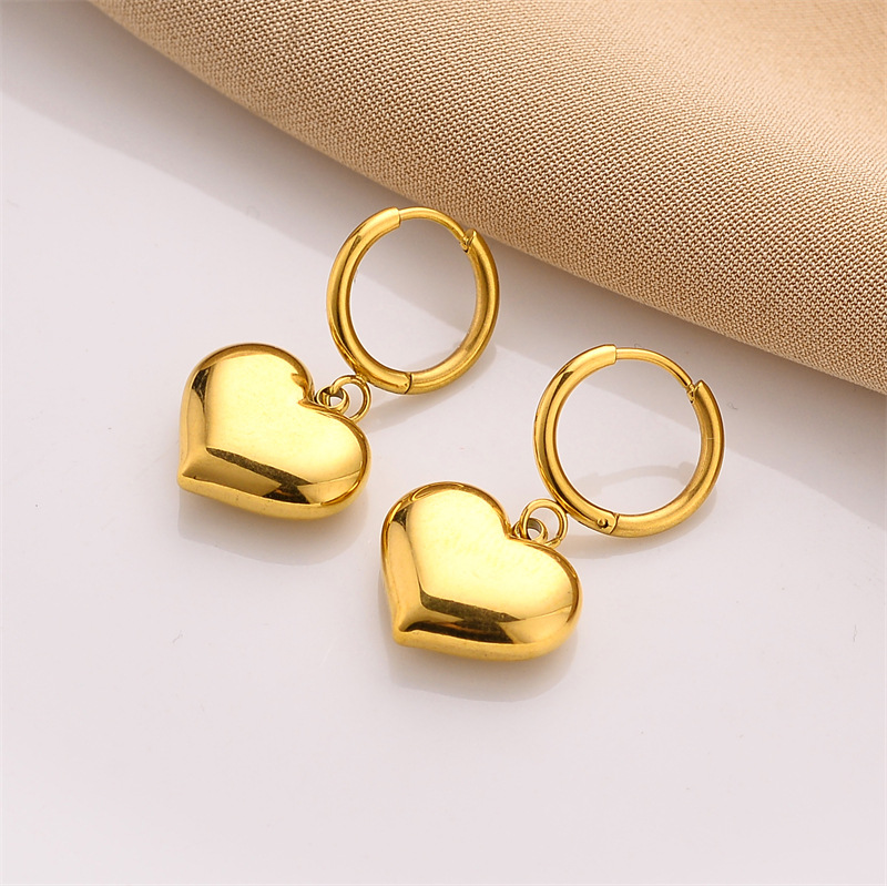 Simple Style Heart Shape Titanium Steel Plating Dangling Earrings 1 Pair