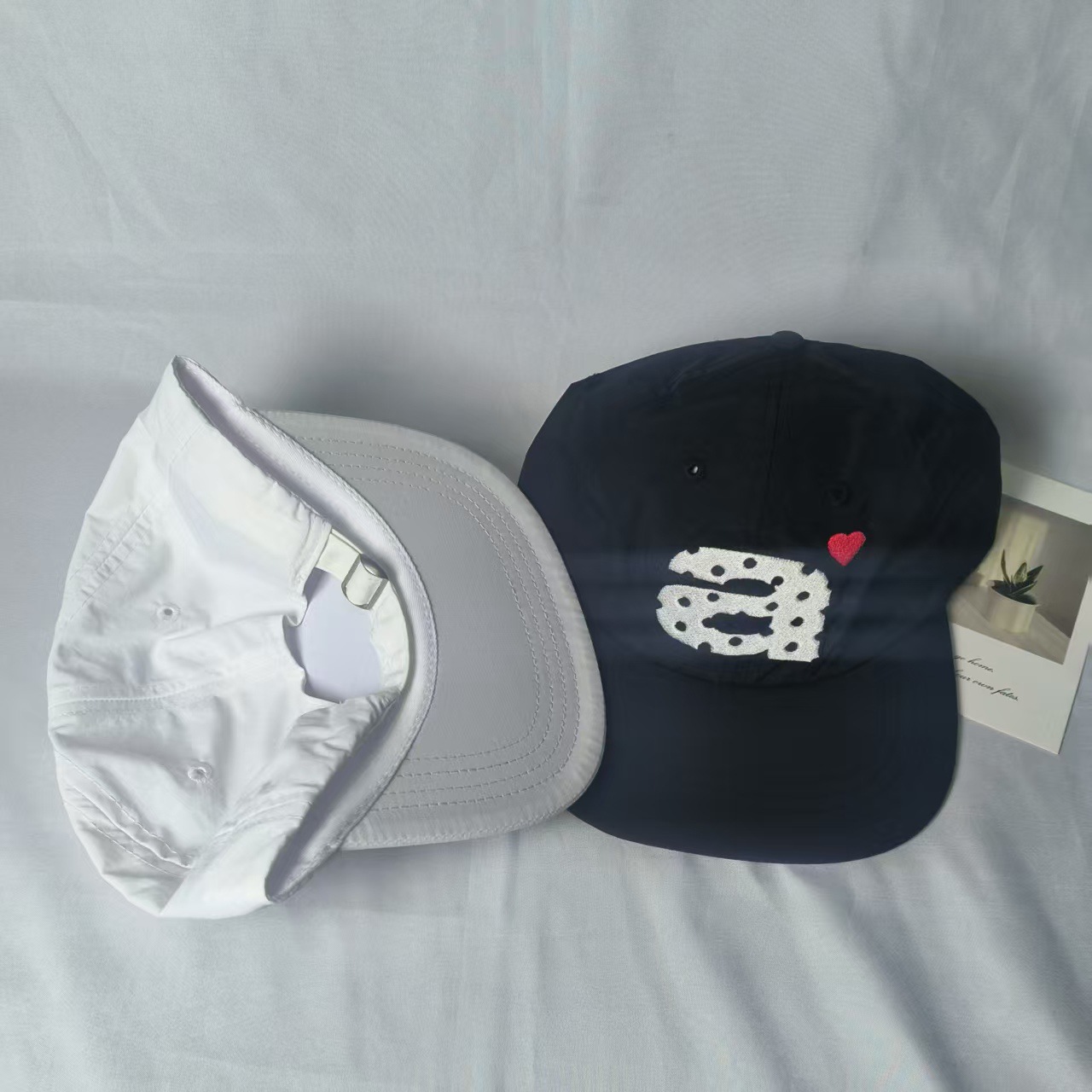 High-End-Damenmode Baseballmütze für Herren mit flacher Krempe, bestickte Entenschnabelkappe, mehrfarbig, Sommer, neues Produkt, groß, cool_voghion.com