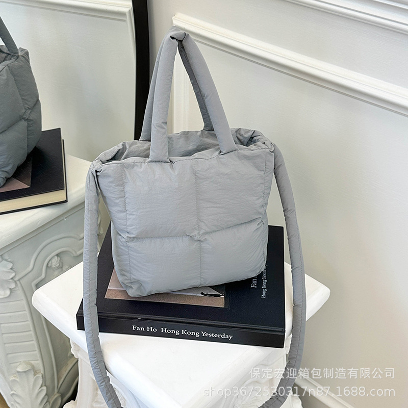 跨境羽绒包棉服女包简约填棉太空包托特包柔软方格手提单肩斜挎包|undefined