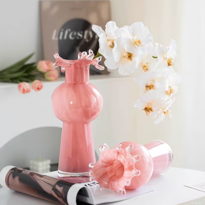 Vaso moderno minimalista creativo de boca ondulada de alto nivel de rocío de lluvia jarrón de vidrio decorativo jarrón floral para la sala de estar