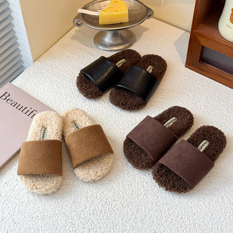 Soft-Soled Slippers for Outer Wear, Lazy Shoes 2025, Non-Tiring Cotton Slippers, Furry Slippers, Trendy Children's Shoes, Wholesale and Delivery Soft-Soled Slippers for Outer Wear, Lazy Shoes 2025, Non-Tiring Cotton Slippers, Furry Slippers, Trendy Children's Shoes, Wholesale and Delivery