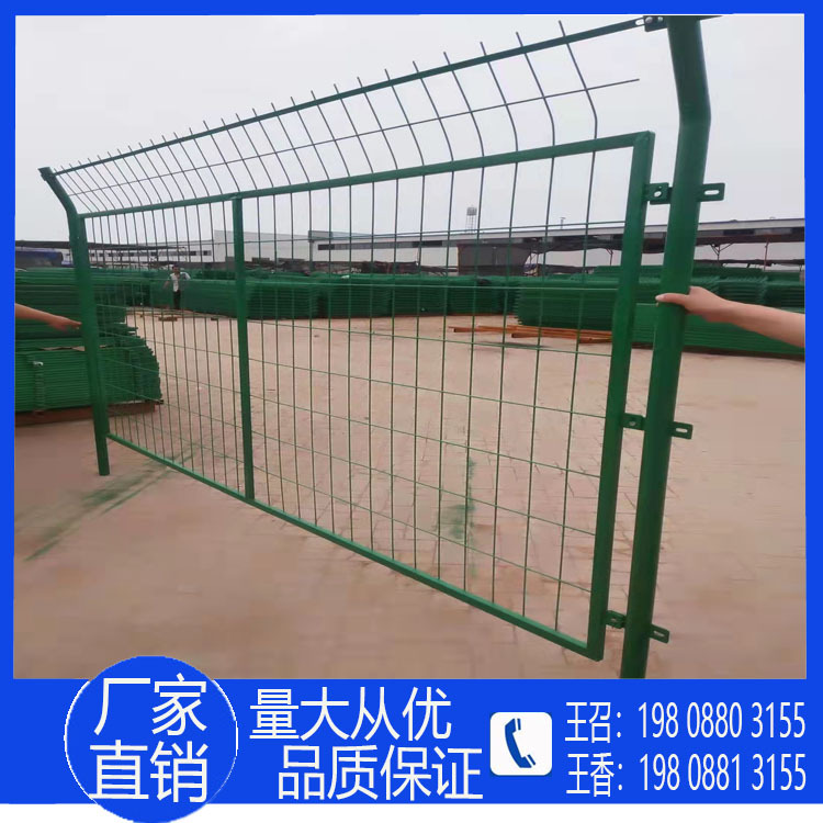 云南昆明高速公路护栏边框围栏网小区隔离防护网养殖场护栏网