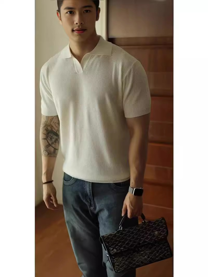 Camiseta polo de manga corta de punto para hombre de verano Camiseta de media manga con solapa casual de seda de hielo de color sólido de estilo coreano delgado