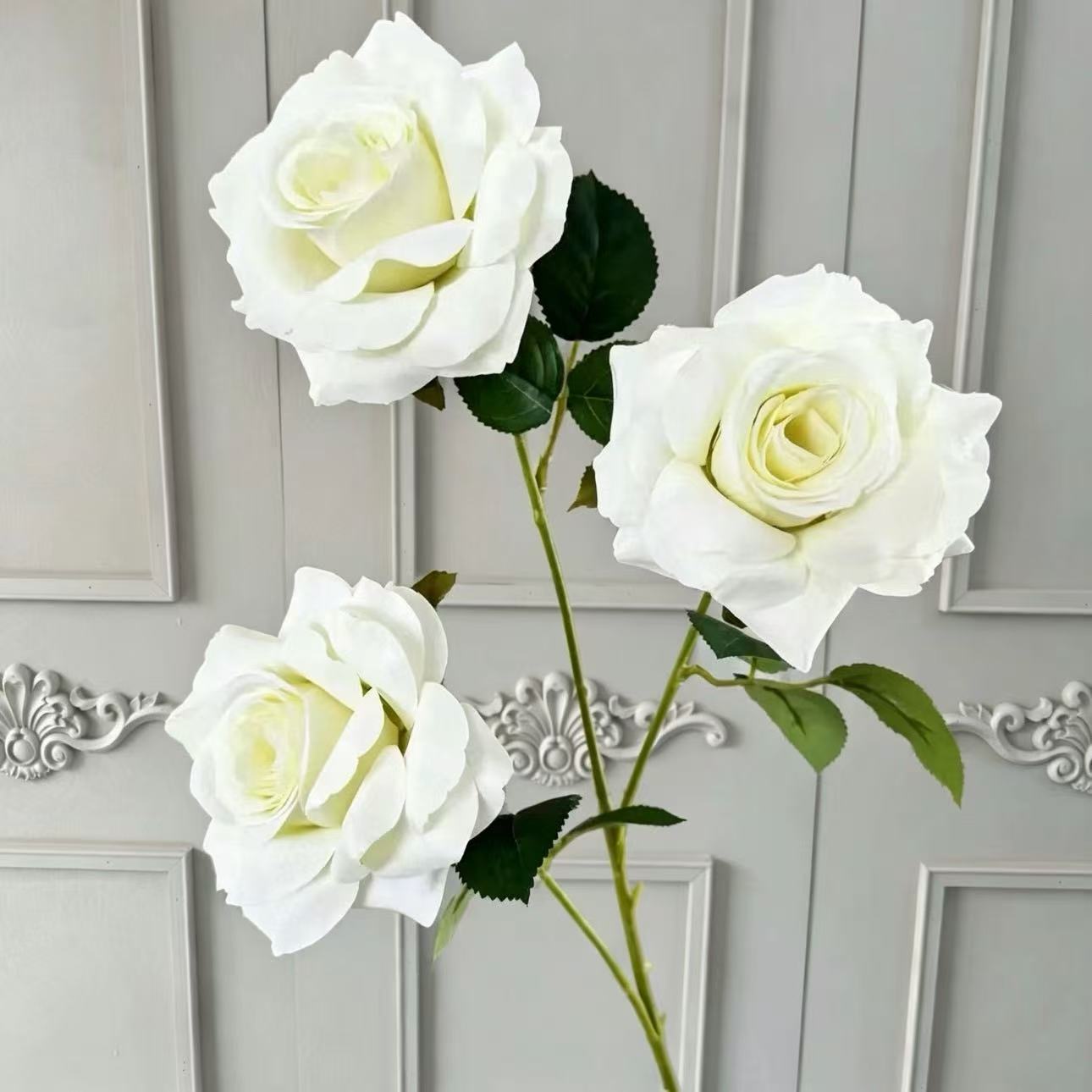 Flores artificiales blancas para decoración de escenarios, escaparates, arreglos de rosas, arte floral suave y composiciones florales.
