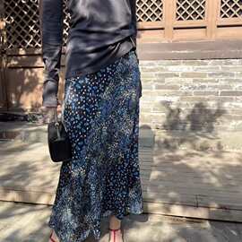 26春夏新款时髦随性慵懒双拼色小鱼尾真丝花卉碎花半裙72