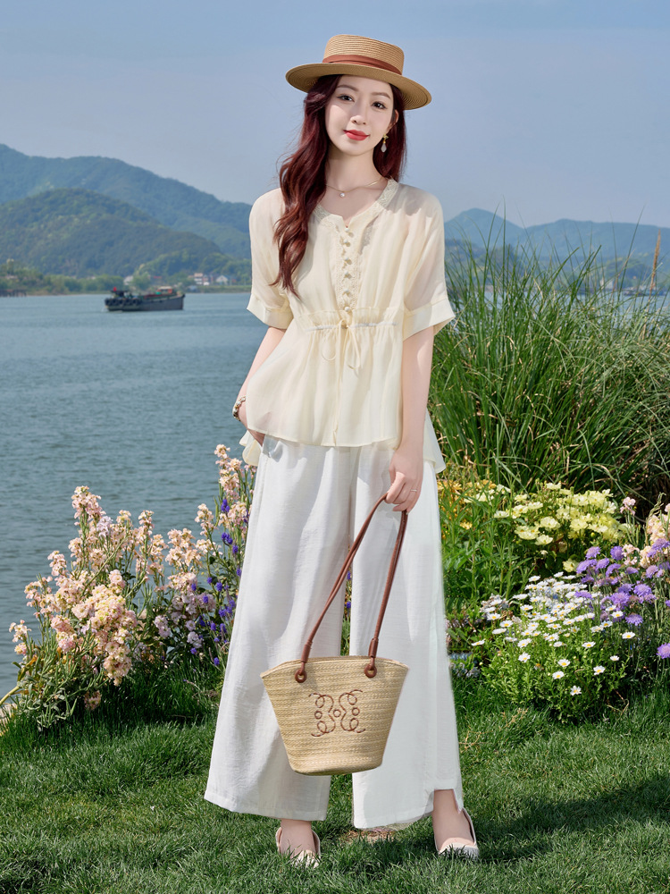 Bộ đồ mùa hè nữ Tencel cao cấp áo hai dây quần ống rộng ba món SY2697 — Bộ màu như hình