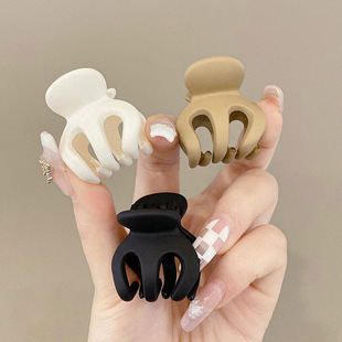 �ϹϊAץ�AŮ���X�׸��RβС�l�A�P�l�̶������^�l���A���^����w
