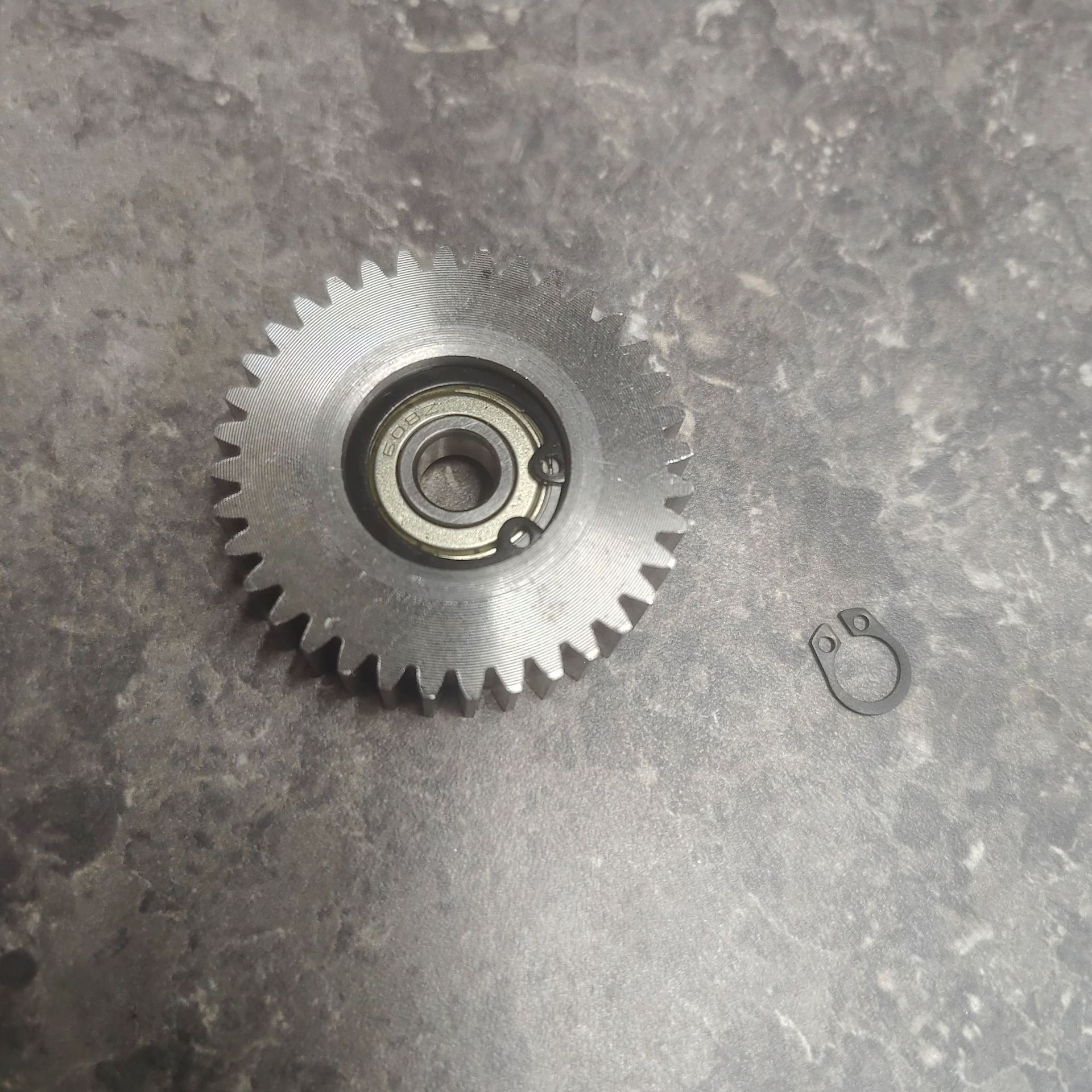 Outer Diameter 47.5mm Electric Vehicle Large 36-Tooth Steel Gear Nylon Gear 608 Bearing with Free Snap Ring for Electric Vehicle