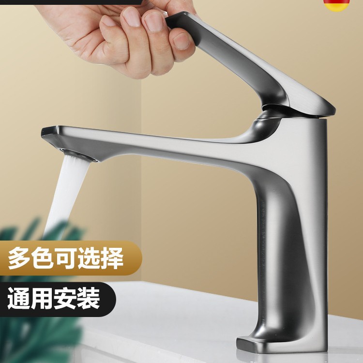 Hot and Cold Copper Core Basin Faucet for Home Bathroom Vanity Sink Splash-Proof Hot and Cold Water Faucet