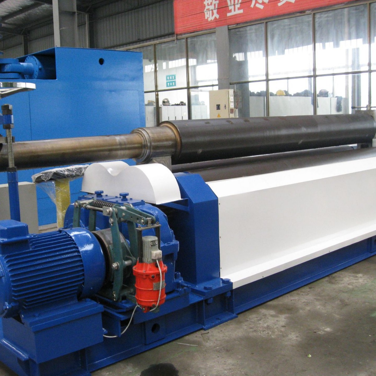 出口型三辊对称卷板机 25*2500数控卷板机 液压卷圆机