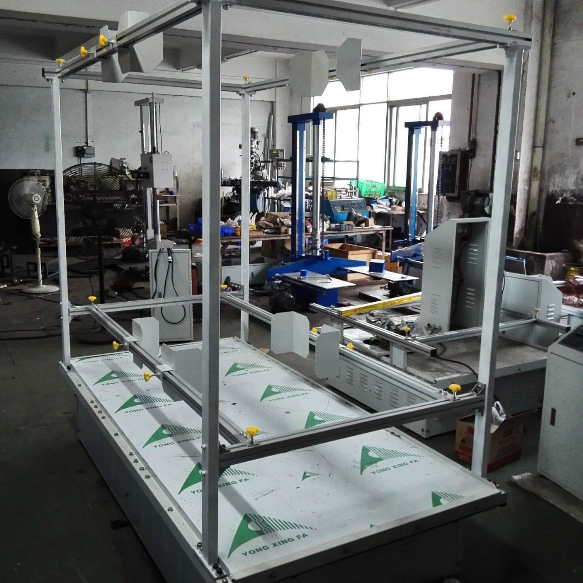 Картонный испытательный стенд для вибрации транспортировки в большой упаковке, нестандартный стенд для испытания вибрации транспортировки симулятора автомобиля