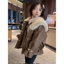 ��ͯ�¿�Ƥ���ﶬ�b�¿��д�ͯŮ���ӽq�Ӻ�Ƥ�A��ë�I��������