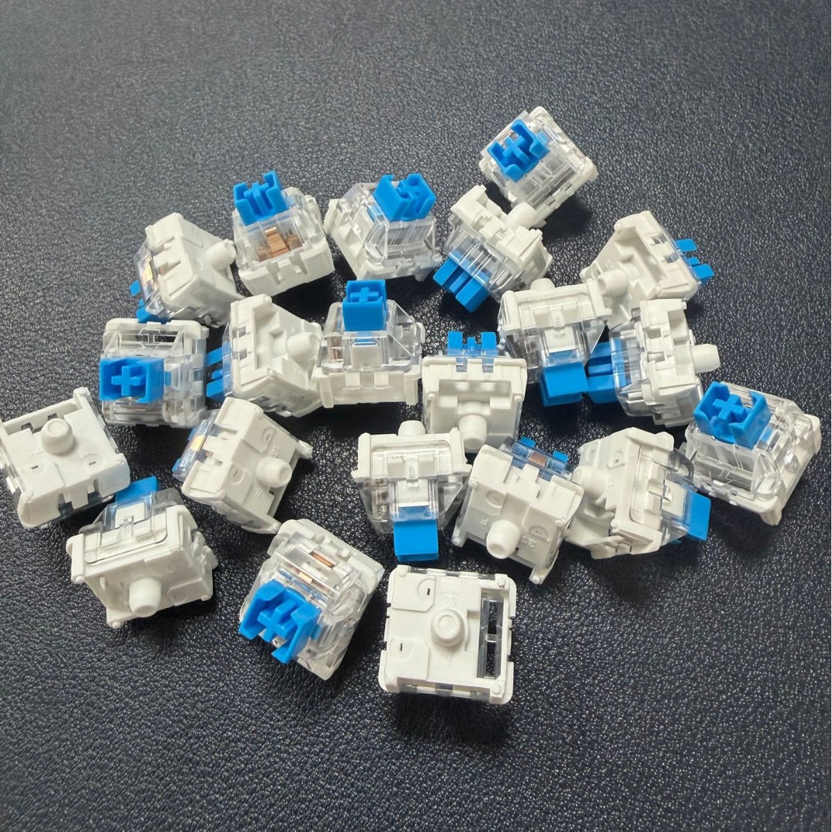 青轴体无针脚减压玩具专用微动按钮按键试轴器木鱼功德钥匙扣开关