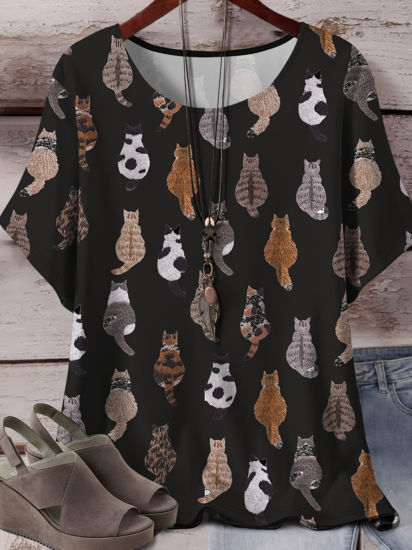 Floral & Crow Print Oversized T-Shirt – Soft Milk Silk Blend Short Sleeve Tee Unisex Oversized Cut_ecoleips.com