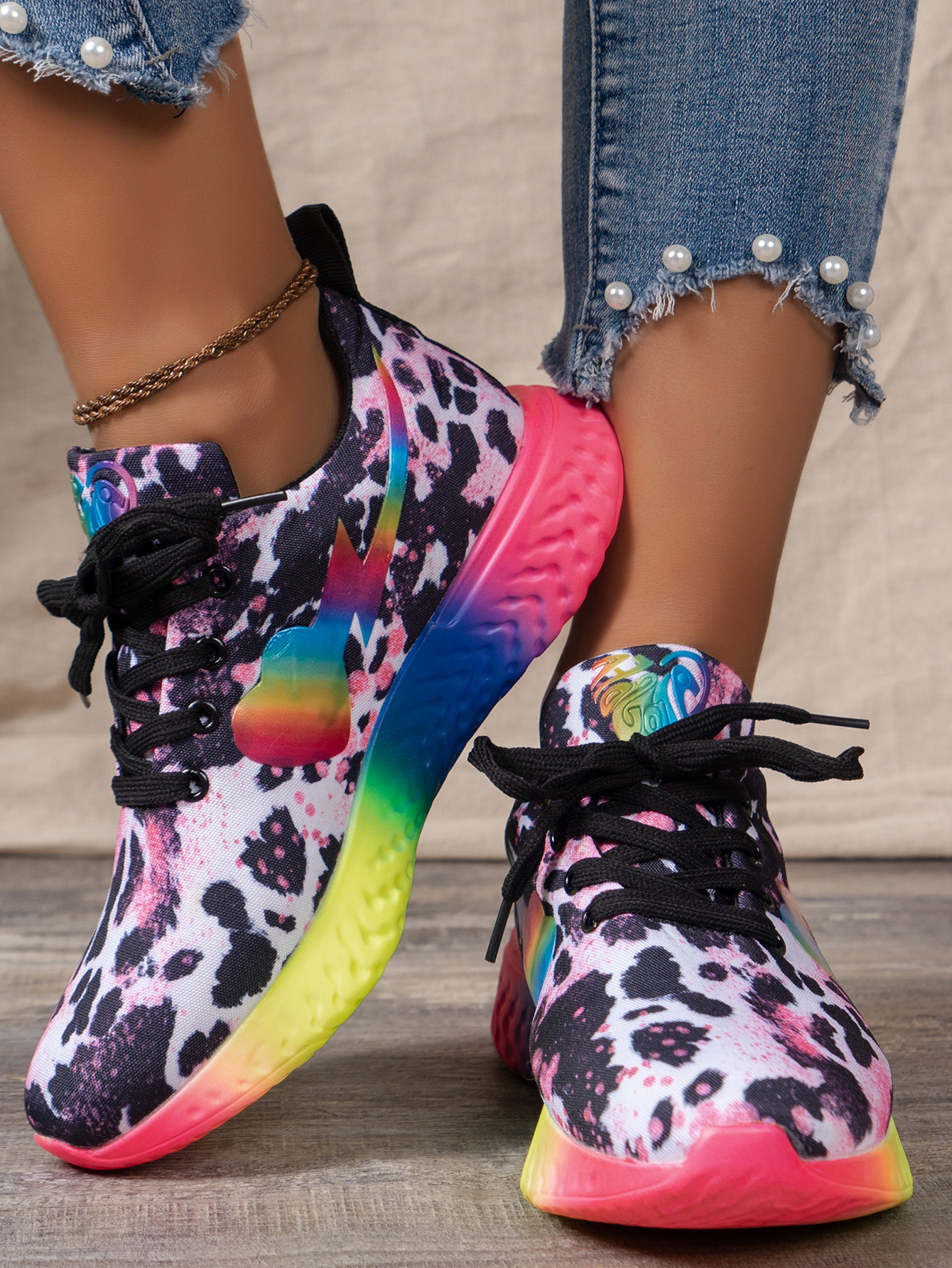 Sneakers da donna con suola arcobaleno, taglia grande, con laccio frontale leopardato e punta tonda_voghion.com