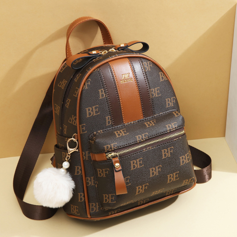 Mochila de viaje de alto nivel para mujeres 2025 nueva primavera y verano bolsas de moda para salir de gran capacidad mochila de mamá image 8