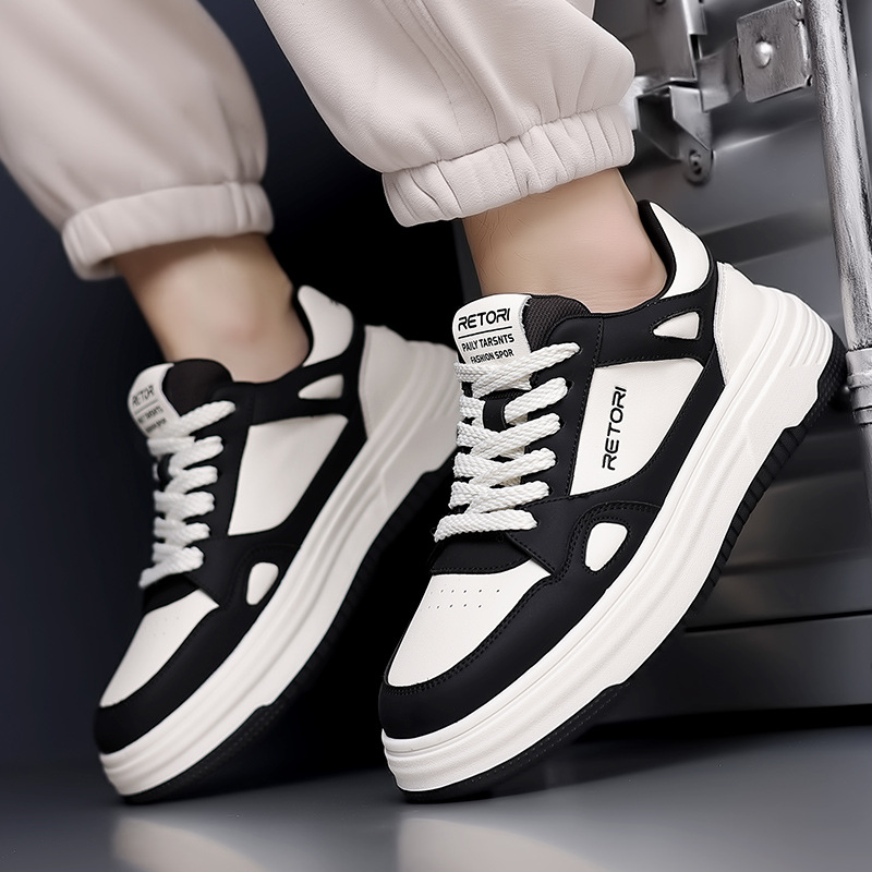 Zapatos de skate para hombres de verano transpirables tendencia de moda universal no olor pies zapatos casuales de hombre zapatos de suela suave zapatos deportivos de hombre al por mayor