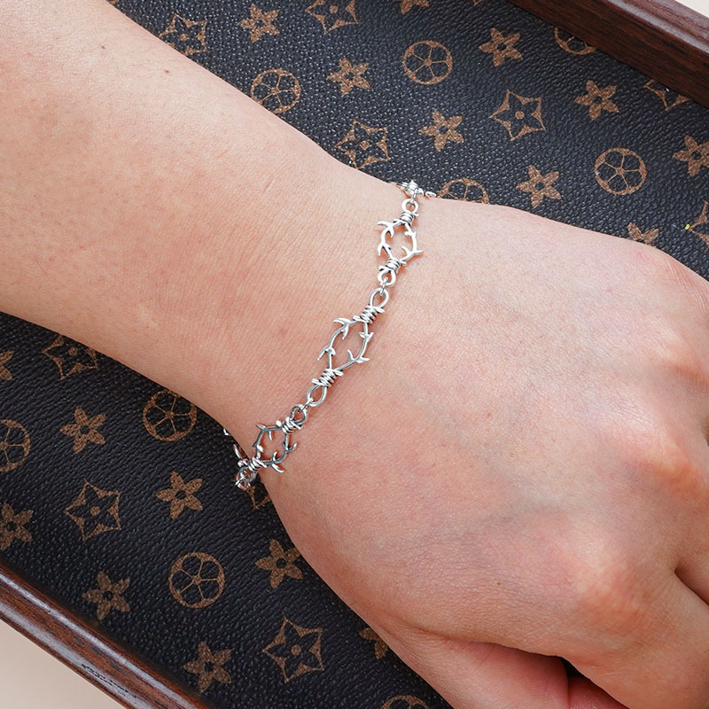 クロスボーダー新製品女性用ブレスレット、男性用と女性用のジュエリー、Amazon合金フィッシュボーン人気の友情ブレスレット|undefined