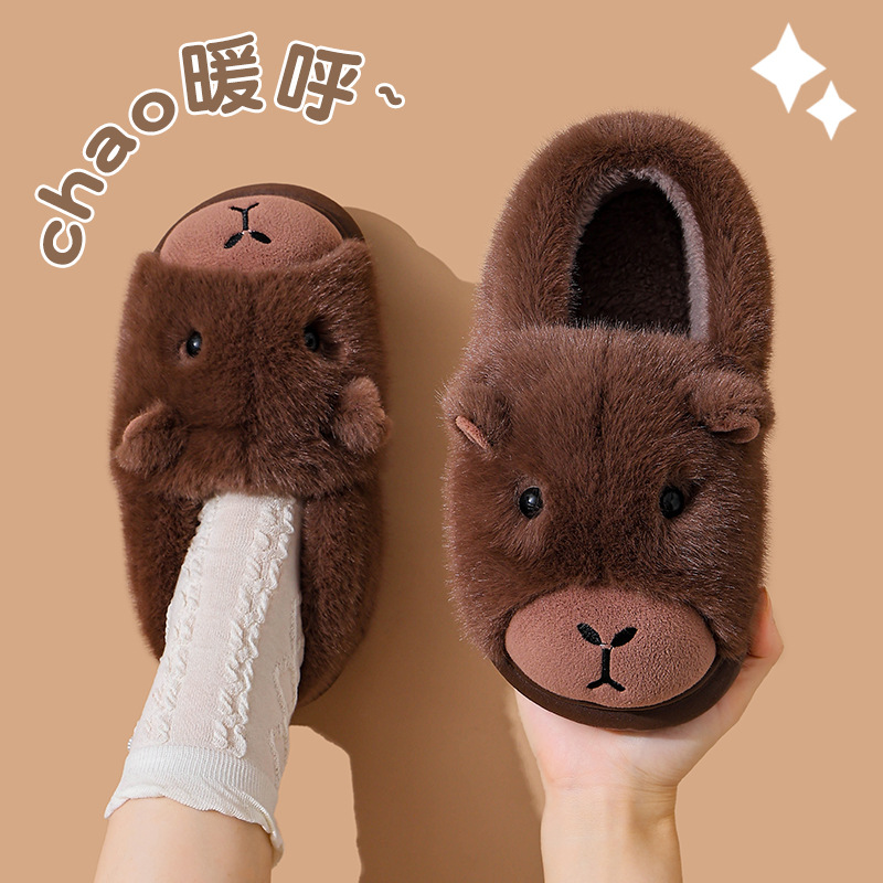 Zapatillas de algodón Capiballa para mujeres 2025 nuevas parejas de interiores antideslizantes cálidas bolsas de calzado de algodón para hombres