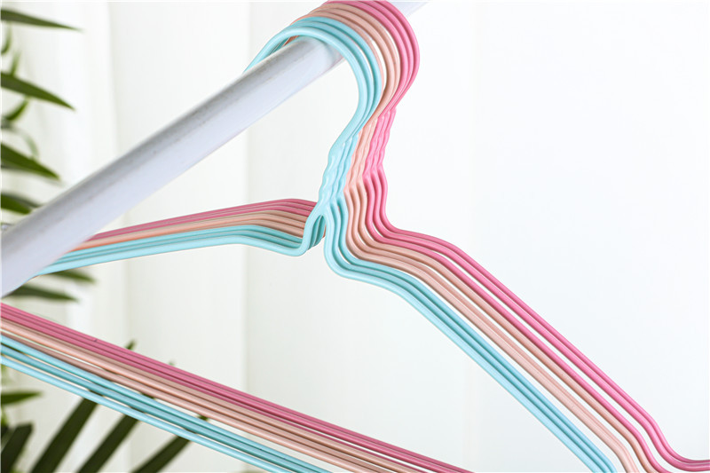 201凹槽浸塑衣架