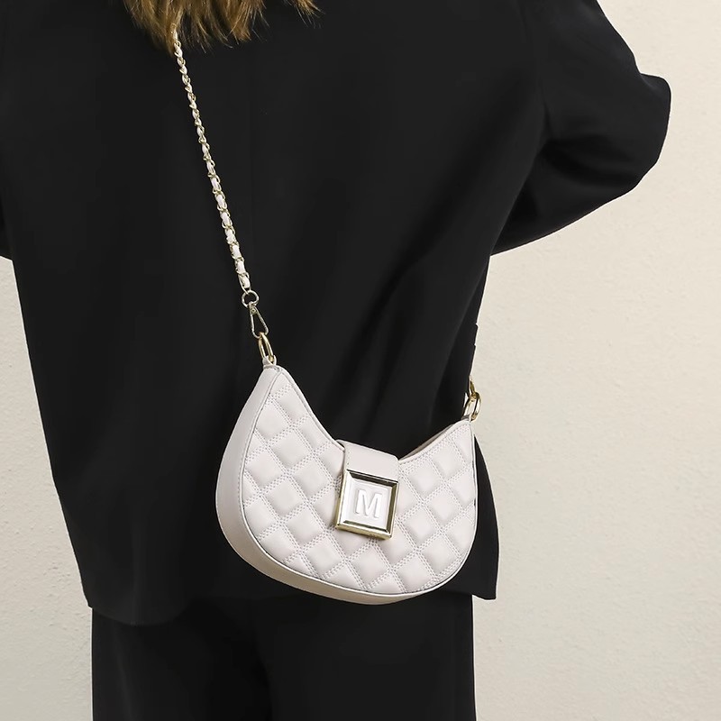 Advanced feeling for women 2023 new fashion Lingge single shoulder underarm bag versatile niche texture chain_voghion.com